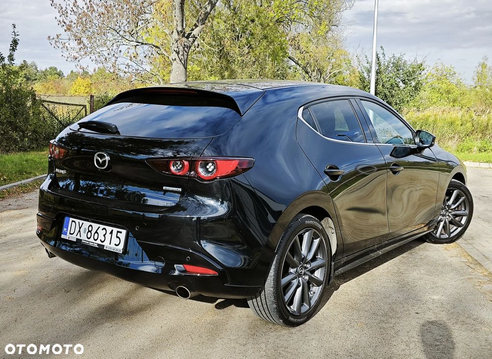Mazda 3 2.0 mHEV Hikari - 10