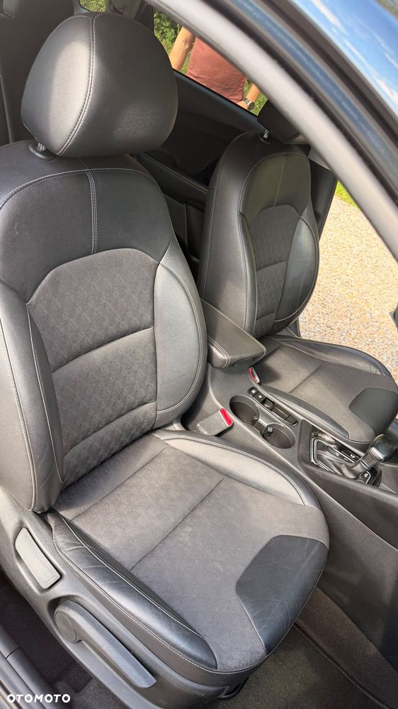 Kia Niro - 15