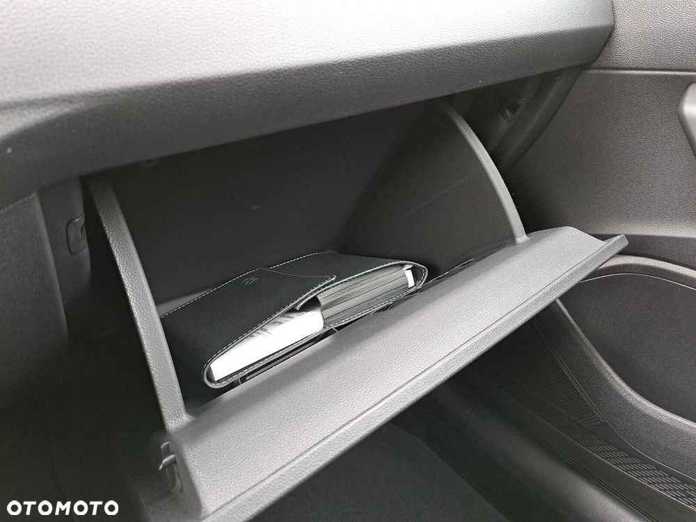 Volkswagen Taigo - 38