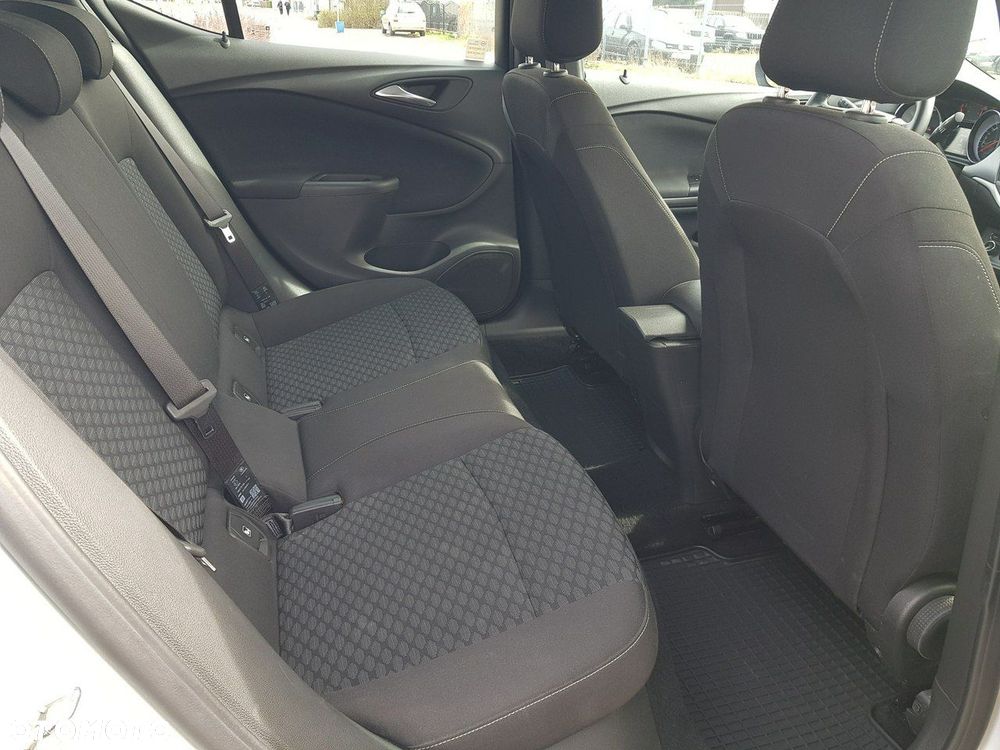 Opel Astra - 15