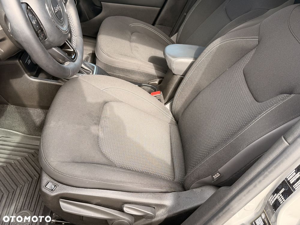 Jeep Renegade 1.3 T-GDI Active Drive Limited - 9