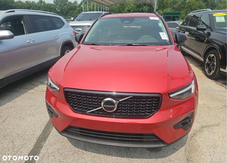 Volvo XC 40 B5 B AWD Ultimate Dark - 2