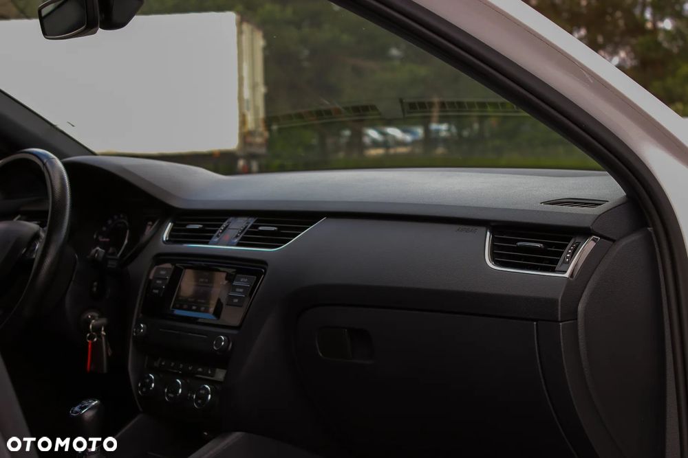 Skoda Octavia 2.0 TDI (Green tec) RS - 20
