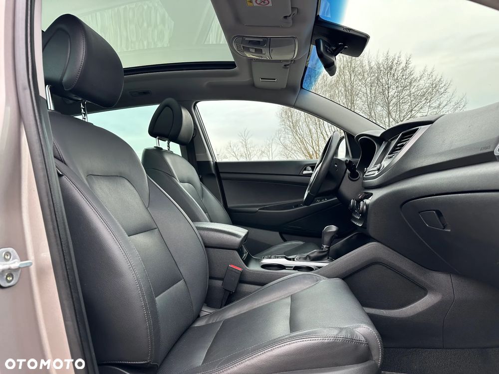 Hyundai Tucson blue 2.0 CRDi 4WD Premium - 33