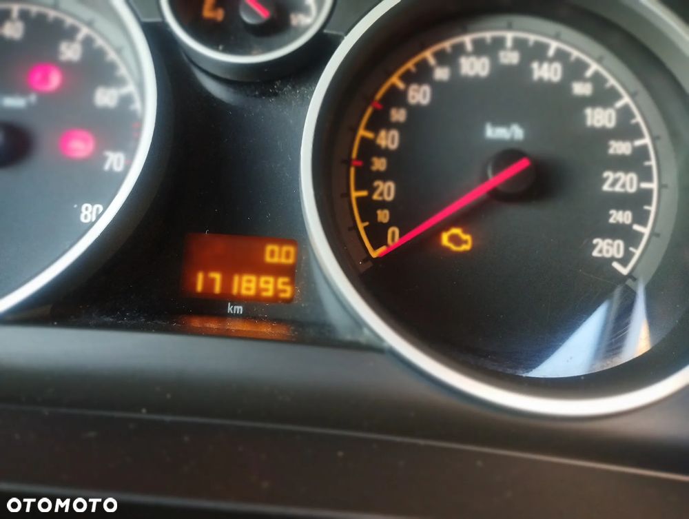 Opel Zafira - 14