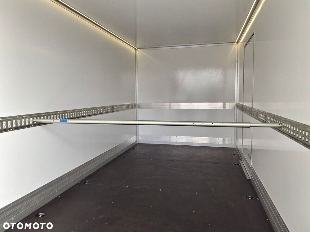 Volkswagen Crafter Kontener 2.0 TDI Manual - 13