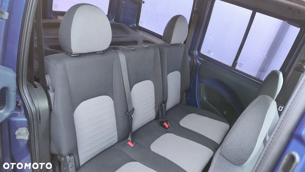 Fiat Doblo 1.6 16V Family - 23