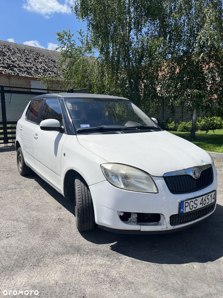 Skoda Fabia - 4