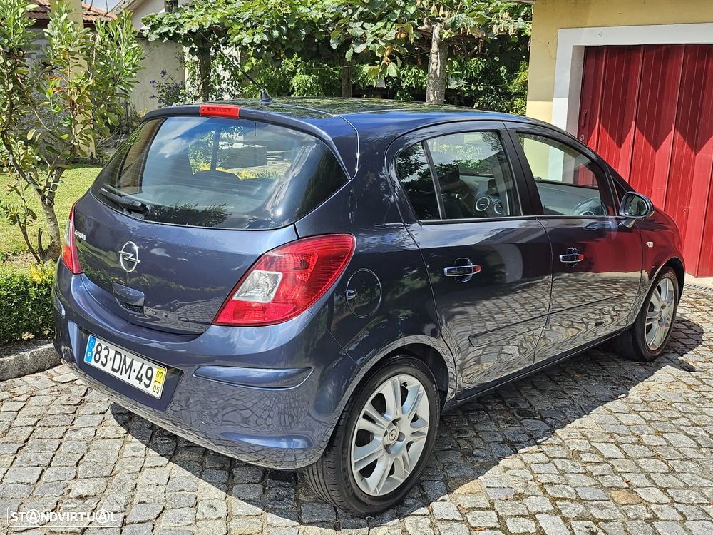 Opel Corsa 1.2 Enjoy - 4