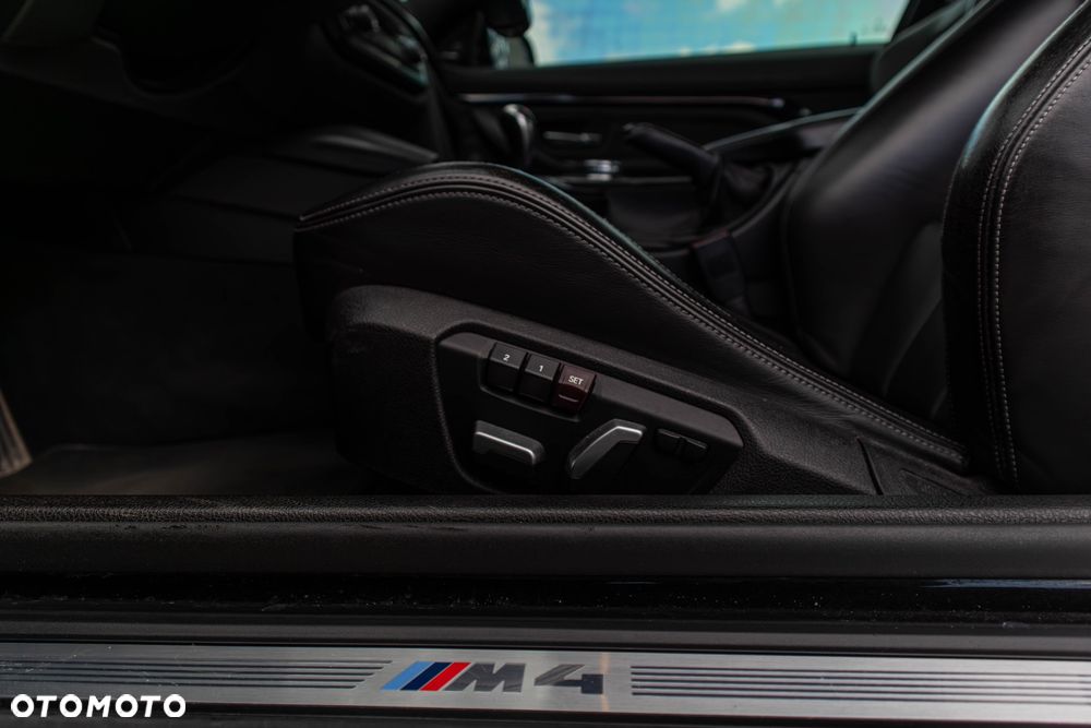 BMW M4 DKG Competition - 13