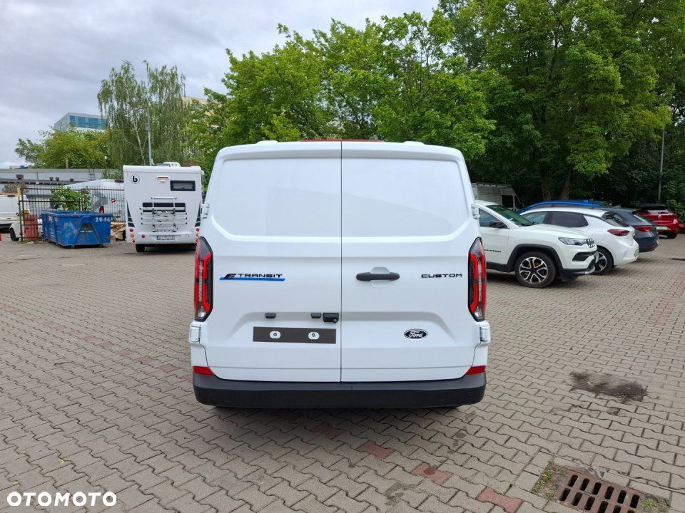 Ford Transit Custom - 5