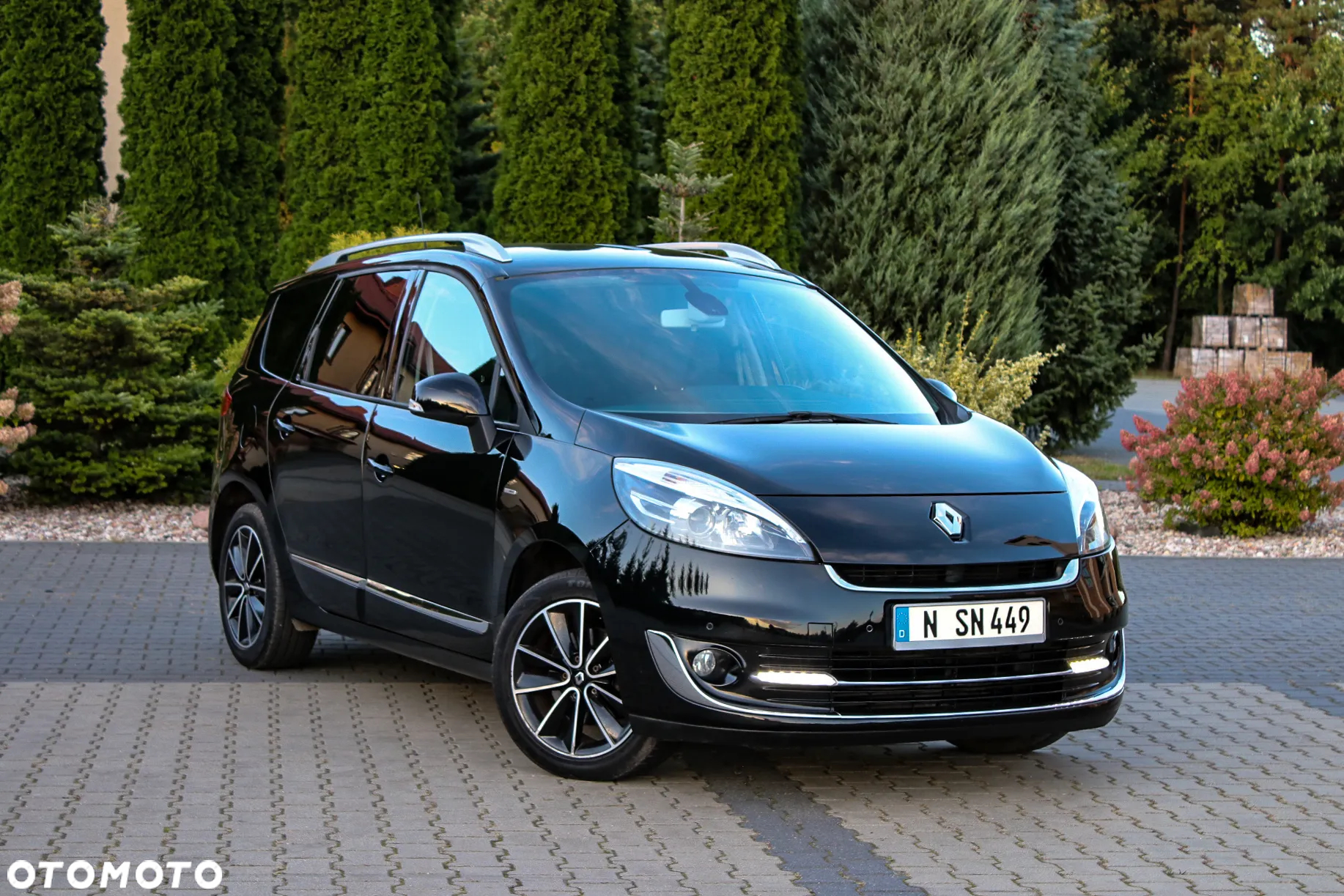 Renault Grand Scenic ENERGY TCe 115 Bose Edition - 9