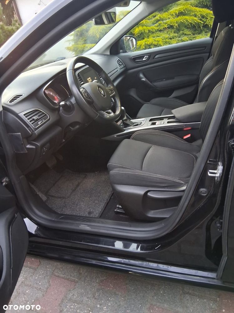 Renault Megane TCe 140 GPF EDC LIMITED - 14