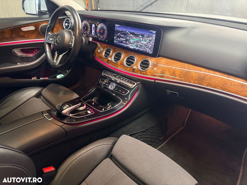 Mercedes-Benz E 220 d Aut. - 13
