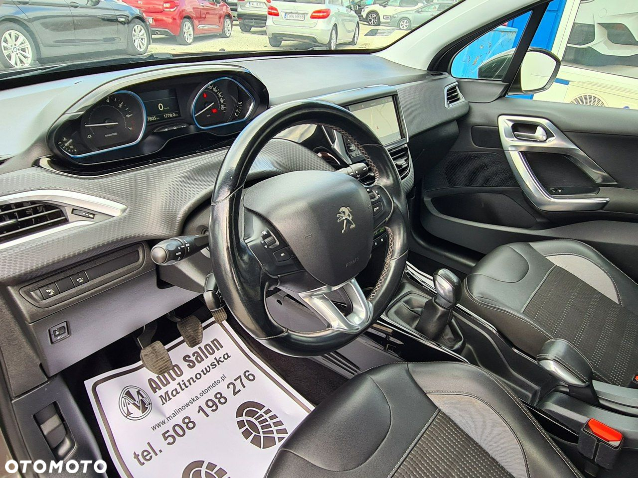 Peugeot 2008 1.2 Pure Tech Allure S&S - 20