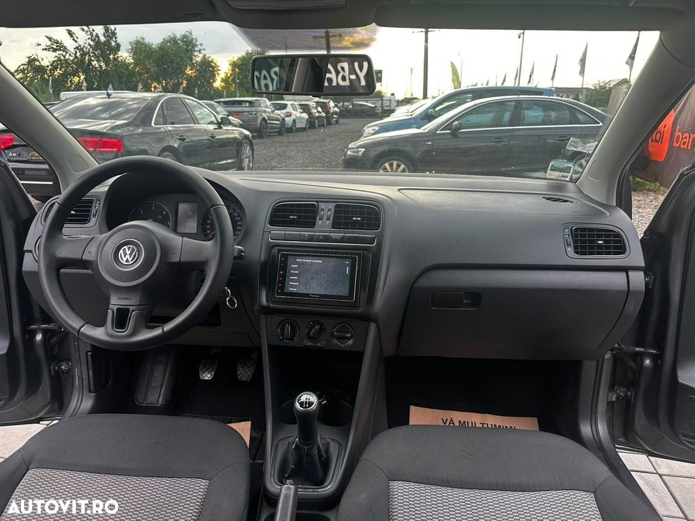 Volkswagen Polo - 5