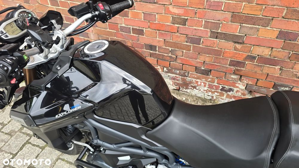 Triumph Tiger - 24