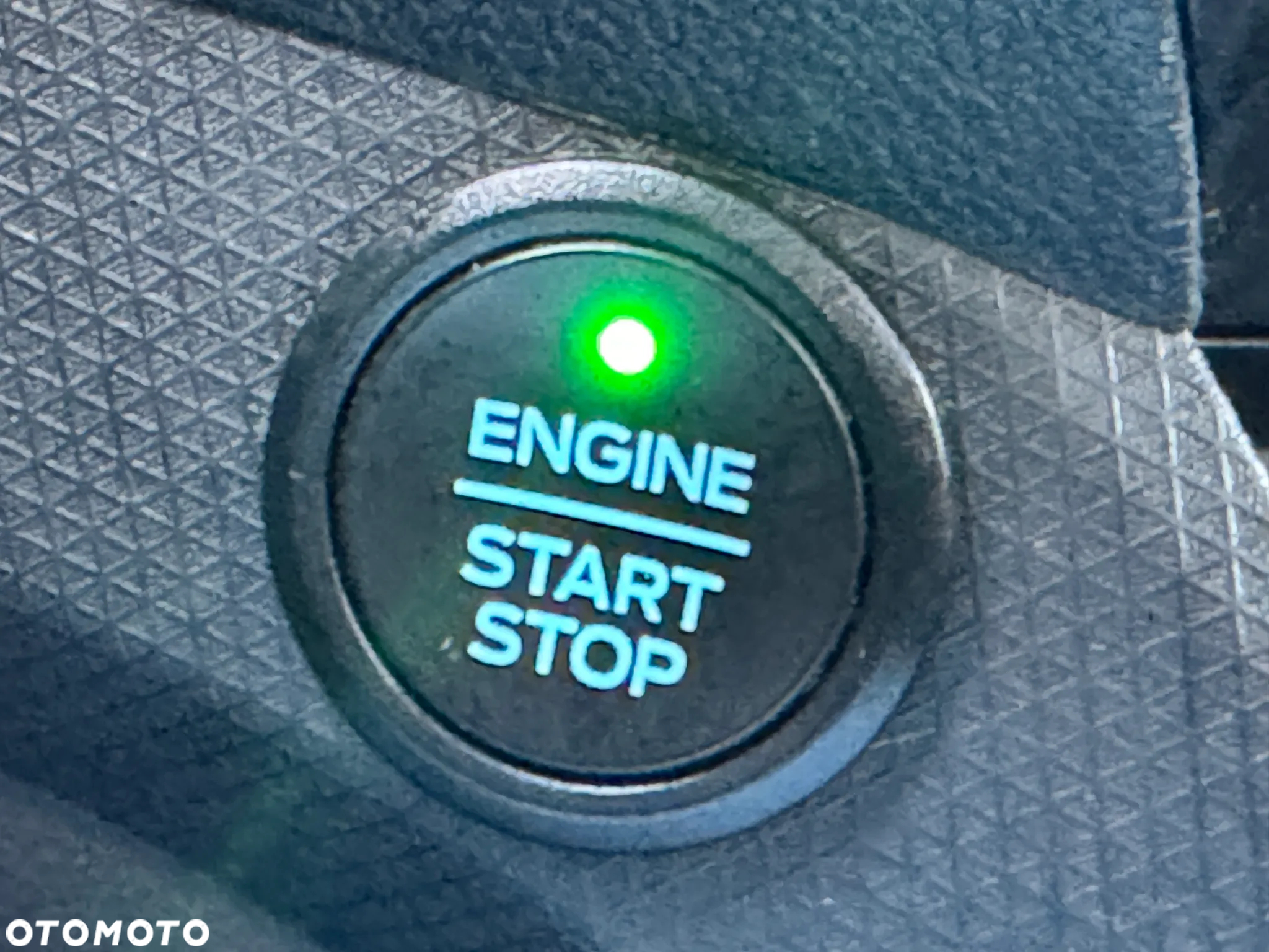 Ford Tourneo Connect 1.5 EcoBlue Start-Stop Titanium - 32