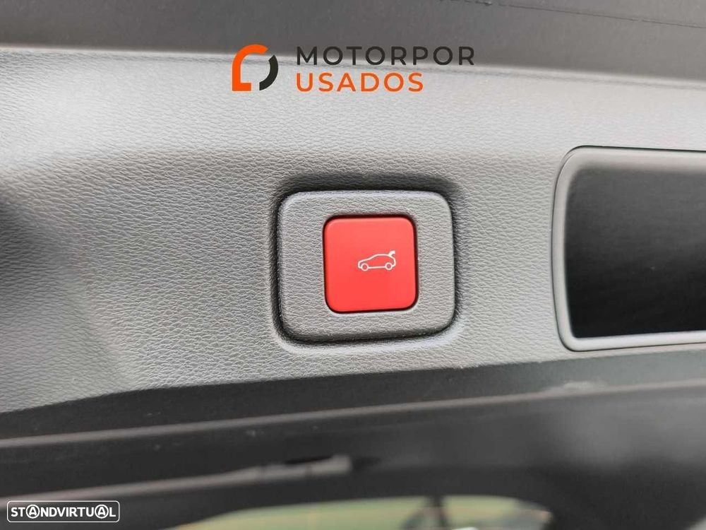 Jeep Compass 1.2 e-Hybrid First Edition DCT6 - 29