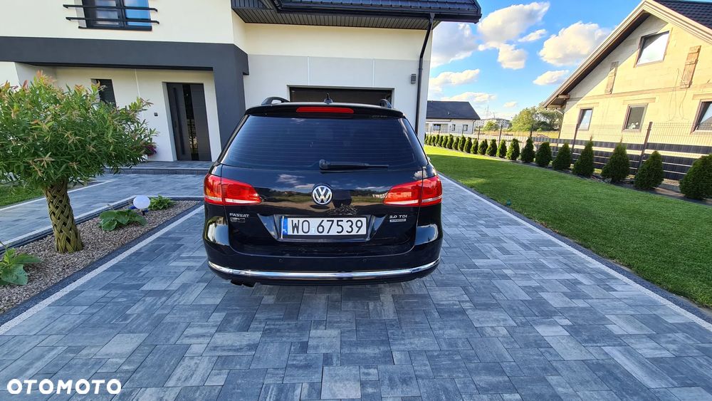 Volkswagen Passat 2.0 TDI Comfortline - 5