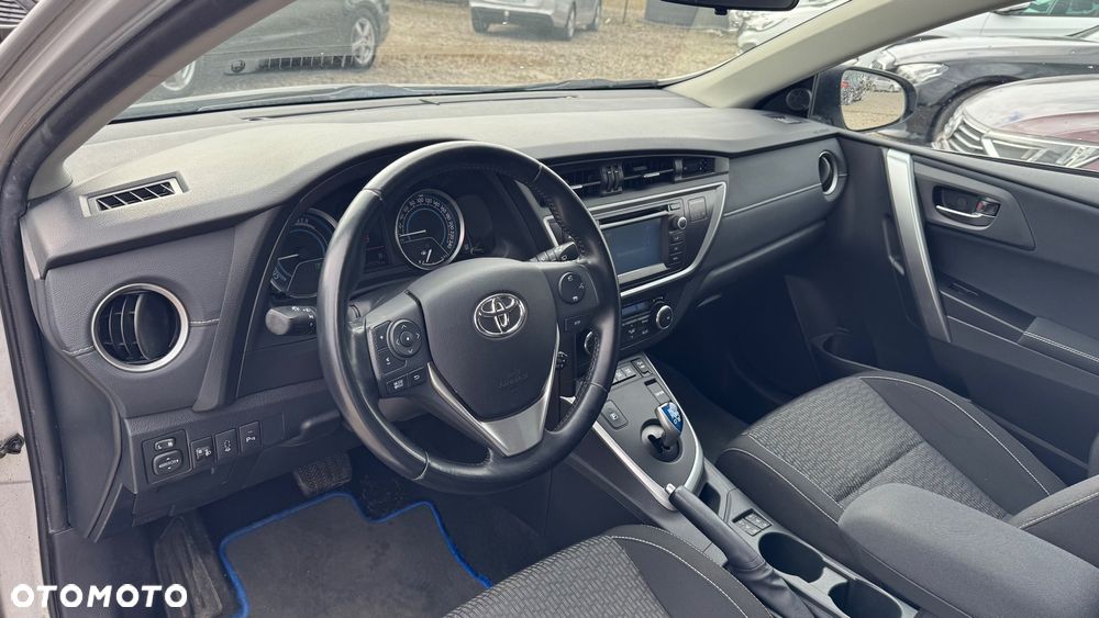 Toyota Auris Hybrid 135 Premium - 31