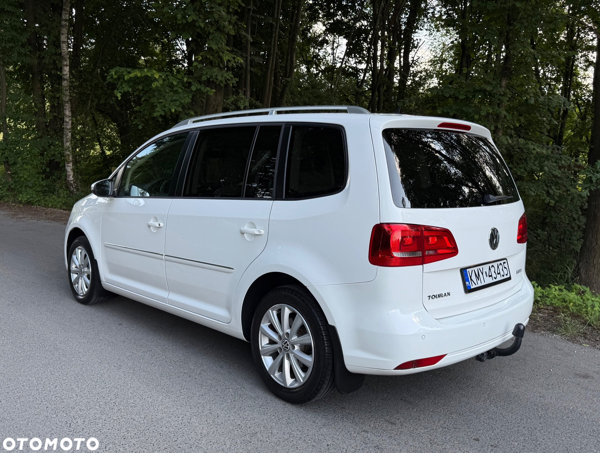 Volkswagen Touran 2.0 TDI DSG Highline - 11