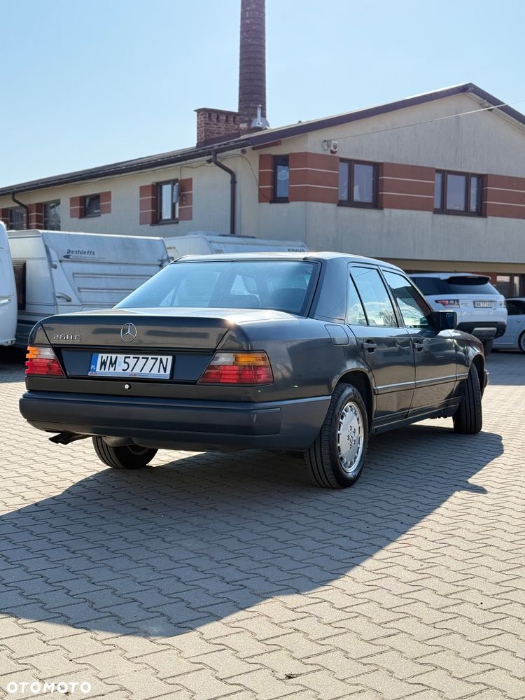 Mercedes-Benz W124 (1984-1993) - 3