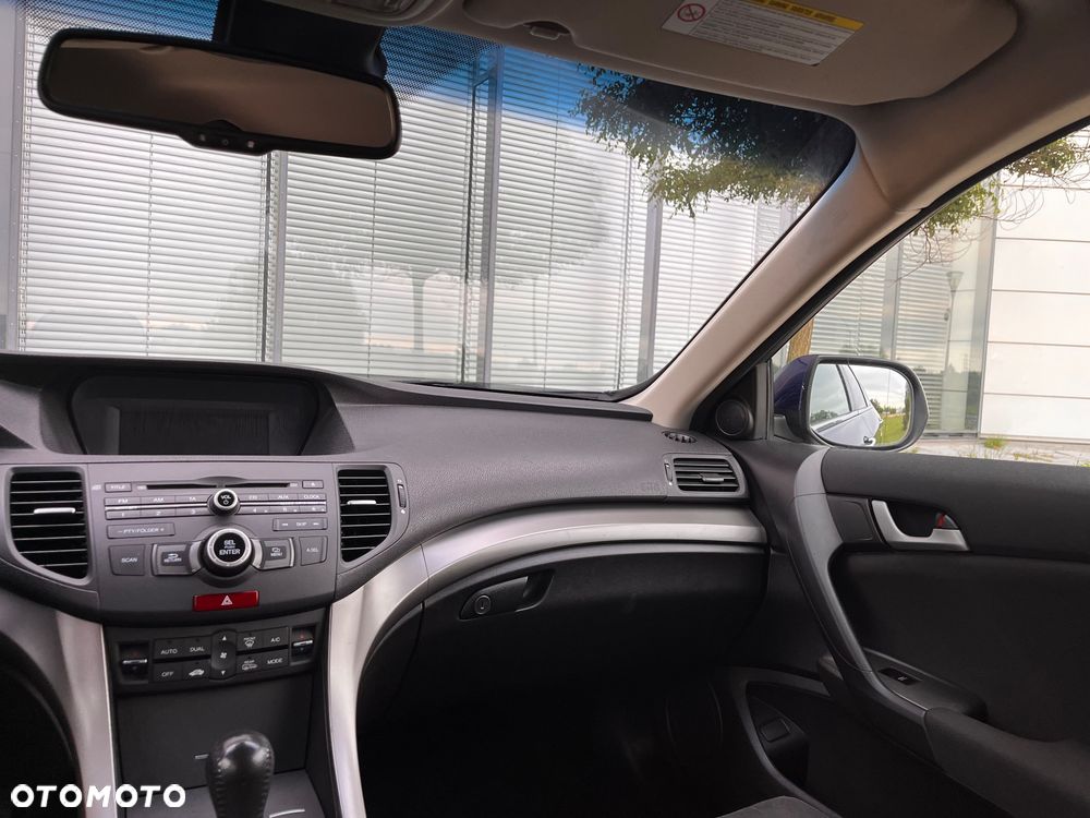 Honda Accord - 25