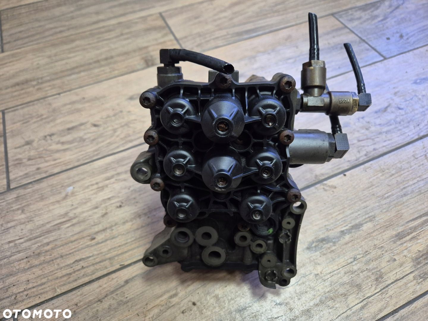 ZAWÓR OSUSZACZA POWIETRZA ZABEZPIECZAJĄCY DAF XF 106 , CF EURO 6 1913301 - 1
