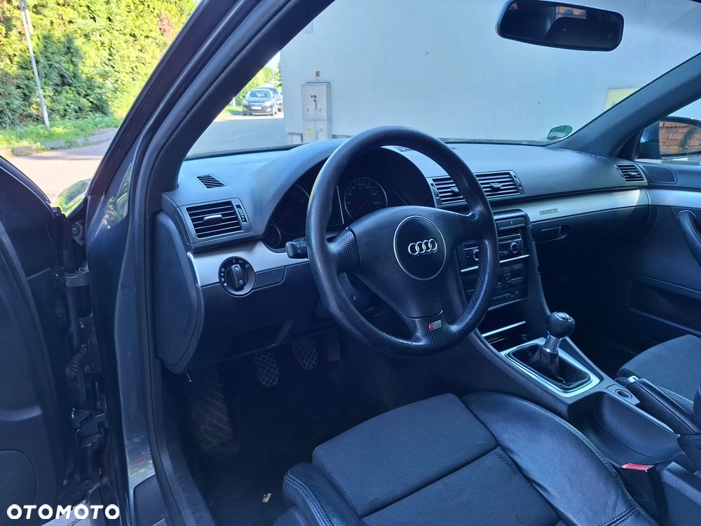 Audi A4 Avant 1.8 T quattro - 10