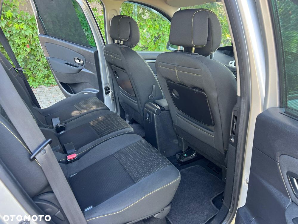 Renault Scenic - 8