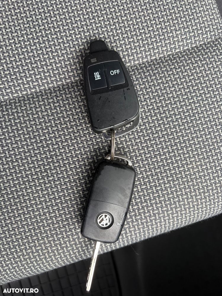 Volkswagen Caravelle - 28