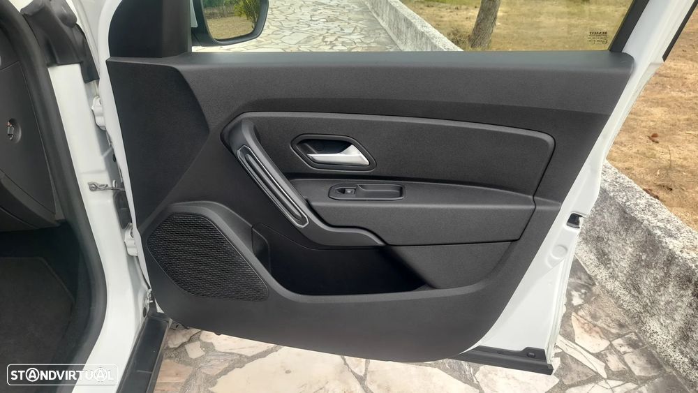 Dacia Duster 1.5 Blue dCi Prestige 4WD - 43