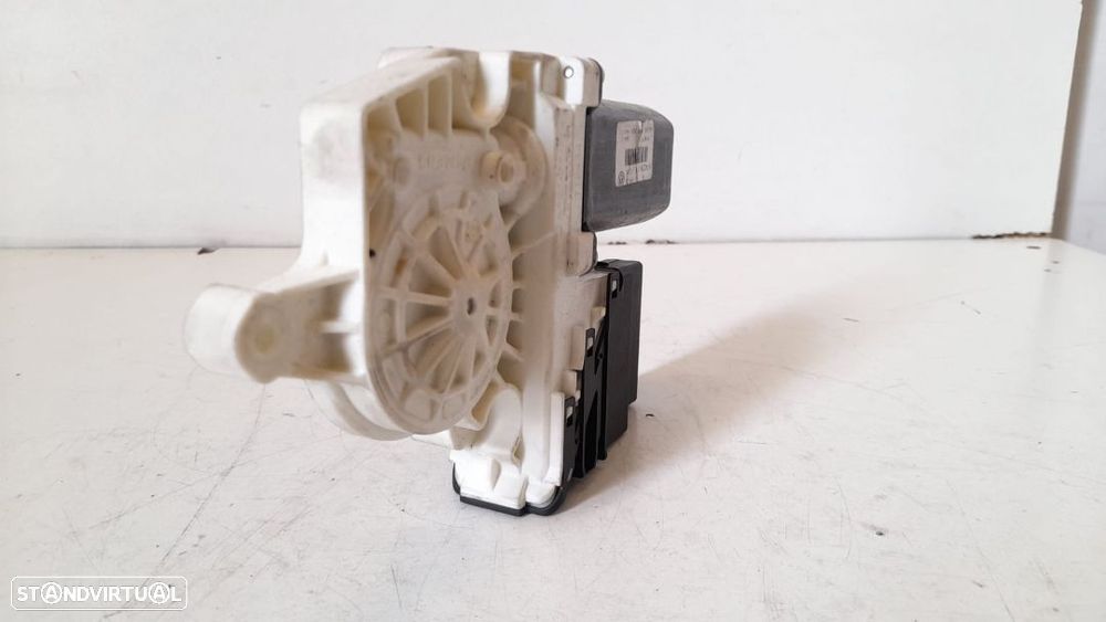 MOTOR ELEVADOR VIDROS TRASEIRO TRÁS DIREITO ORIGINAL 974226111 VW PASSAT VARIANT C5 - 3