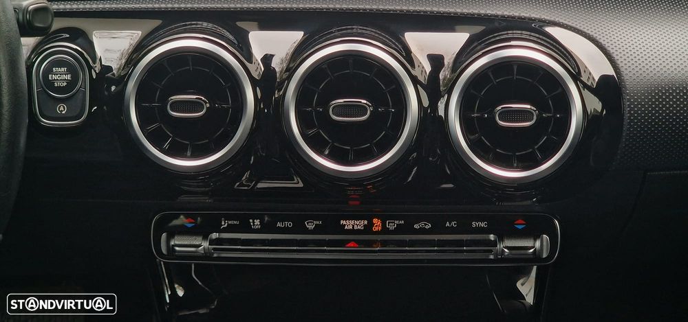 Mercedes-Benz CLA 200 7G-DCT Progressive - 26