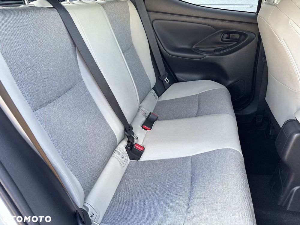 Toyota Yaris Hybrid 1.5 Executive - 8