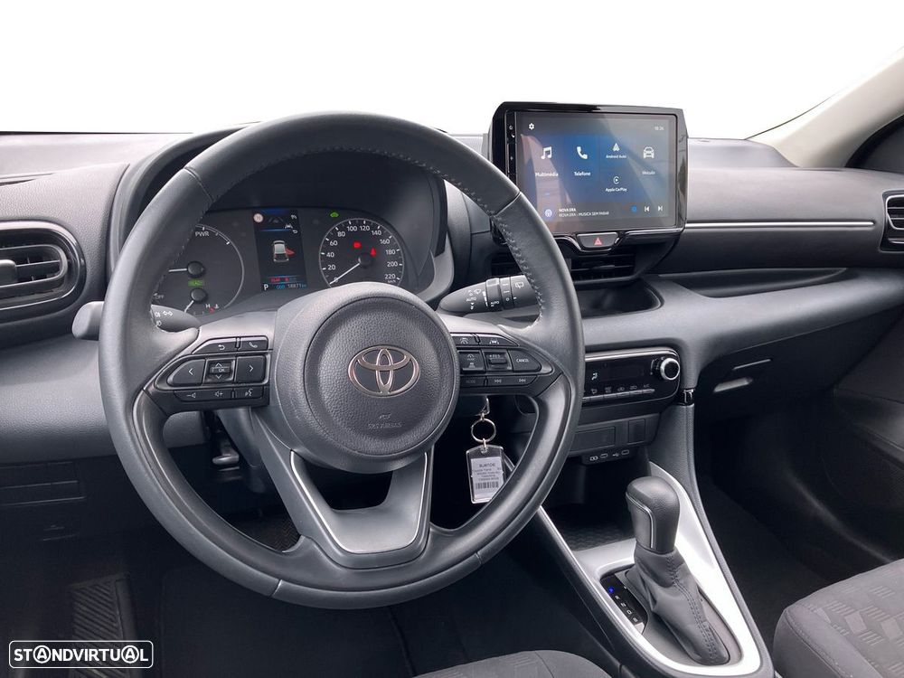 Toyota Yaris 1.5 HDF Comfort Plus - 10