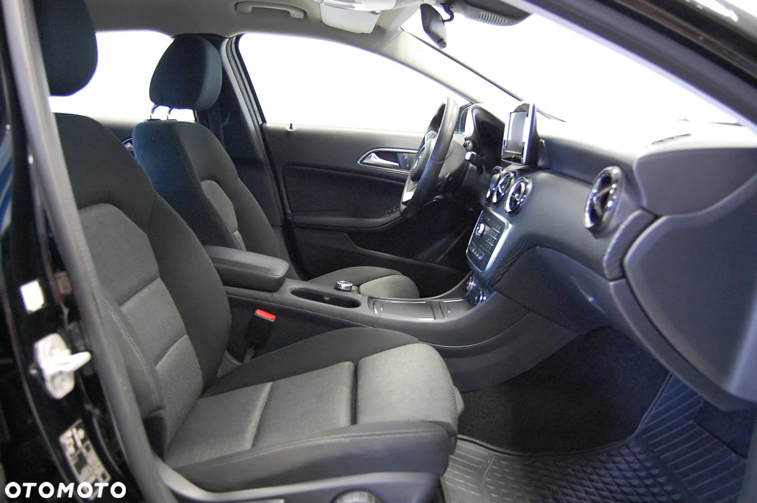 Mercedes-Benz GLA 180 (CDI) d 7G-DCT - 11