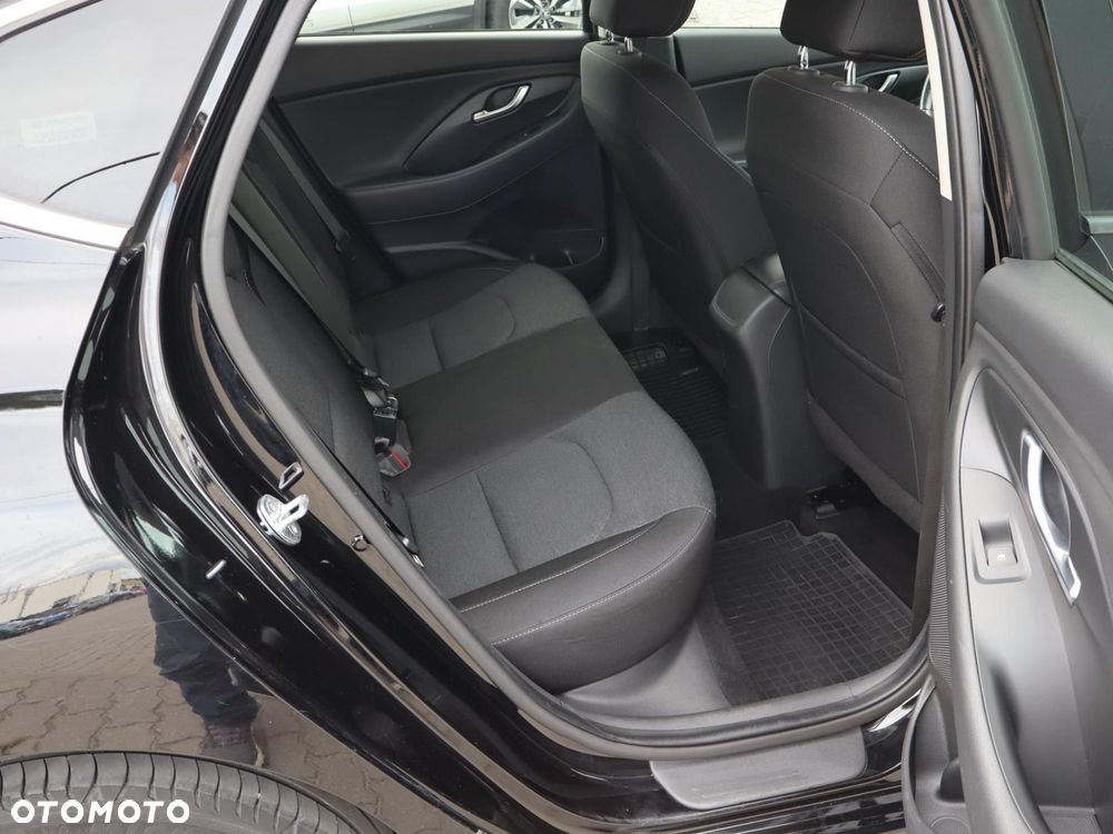 Hyundai i30 1.5 T-GDI 48V Comfort DCT - 7