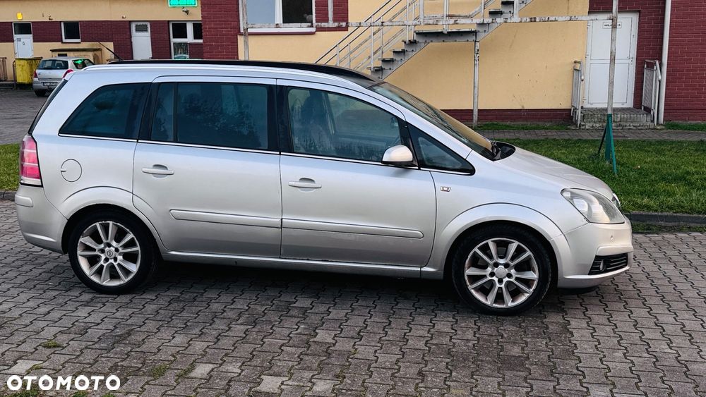 Opel Zafira 1.9 CDTI Sport ActiveSelect - 10