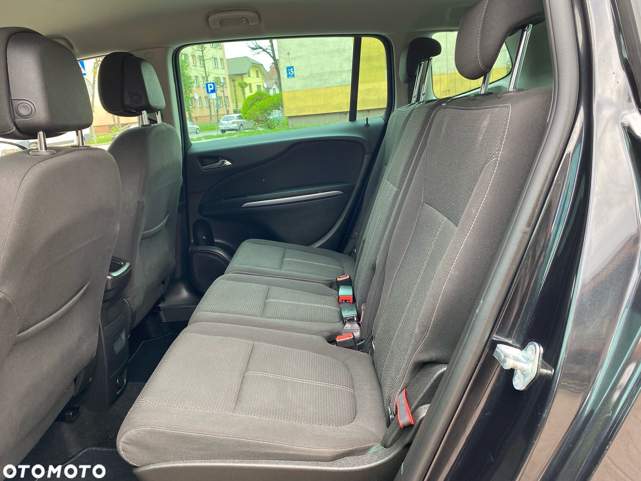 Opel Zafira Tourer 1.4 Turbo Business Edition - 16