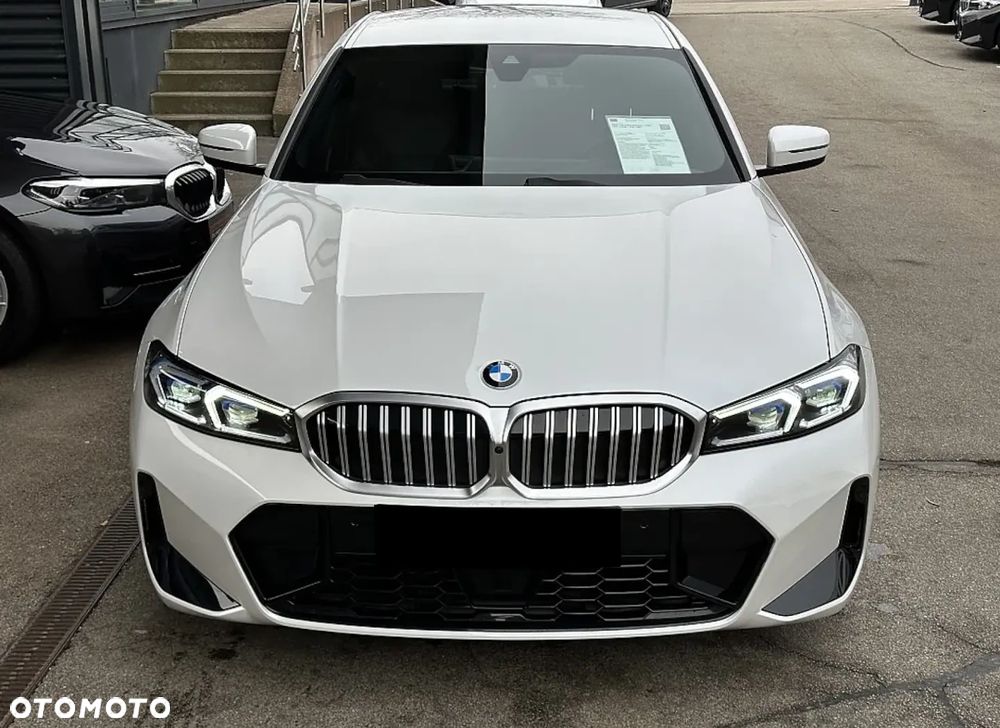 BMW Seria 3 318i M Sport - 6