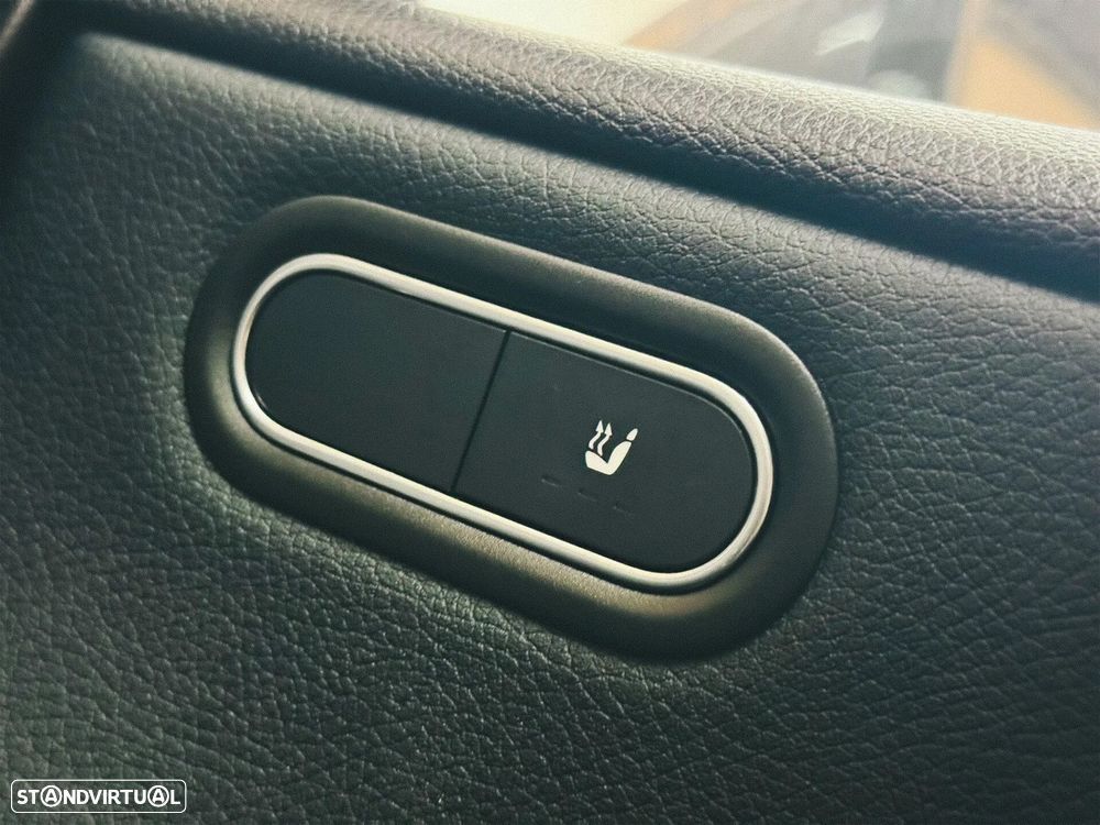 Mercedes-Benz CLA 180 - 23