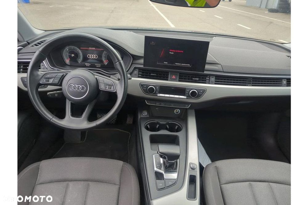 Audi A4 Limousine - 10