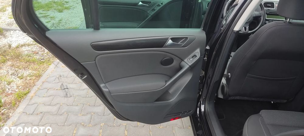 Volkswagen Golf 1.6 Comfortline - 22
