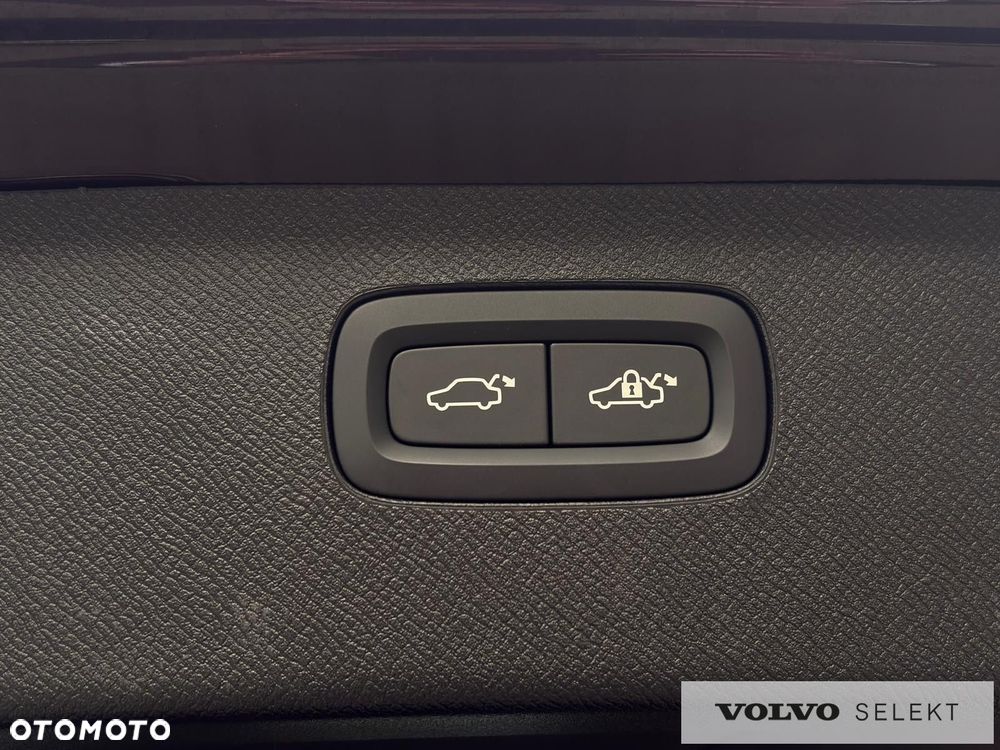 Volvo XC 90 - 13
