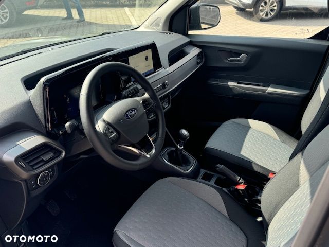 Ford Tourneo Courier 1.0 EcoBoost Titanium - 4