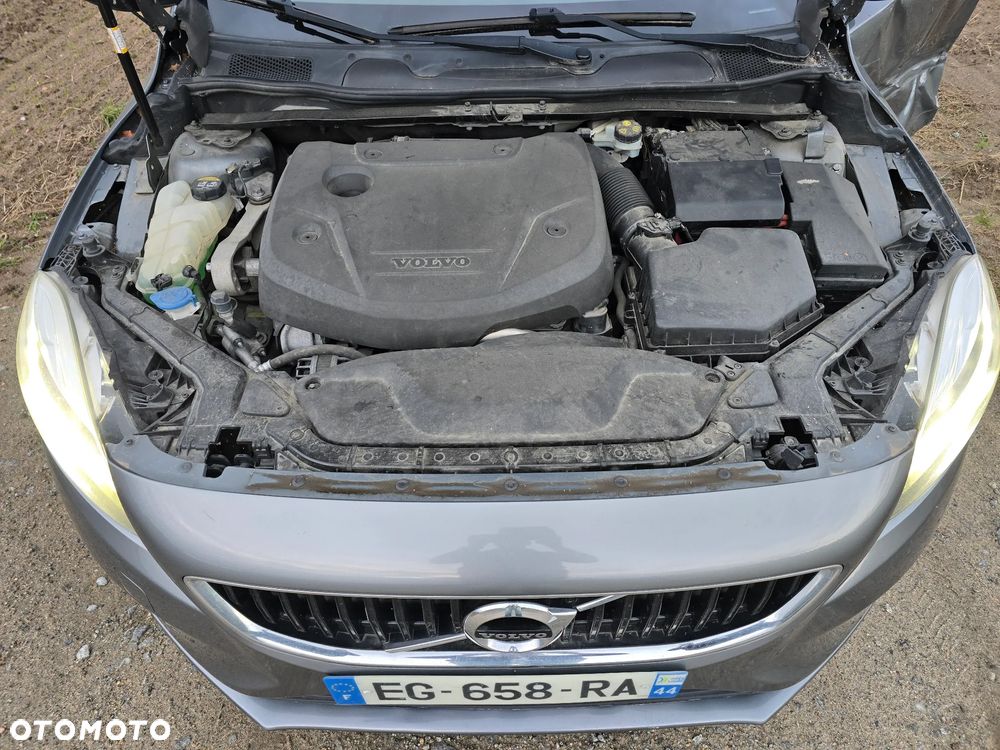 Volvo V40 D2 Drive-E Momentum - 18