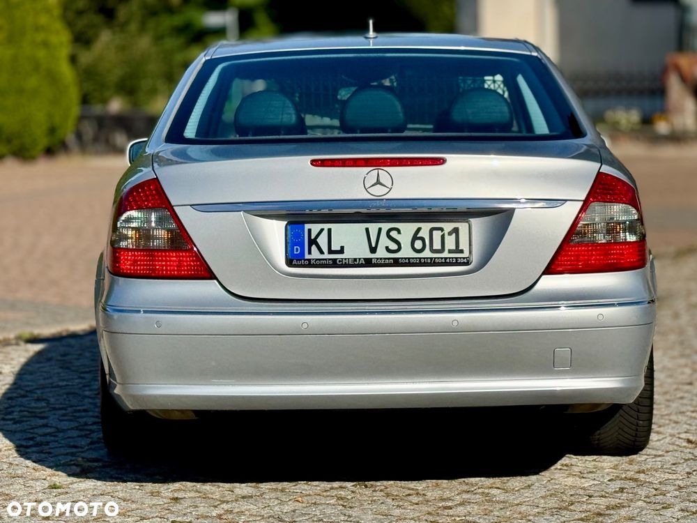 Mercedes-Benz Klasa E - 28