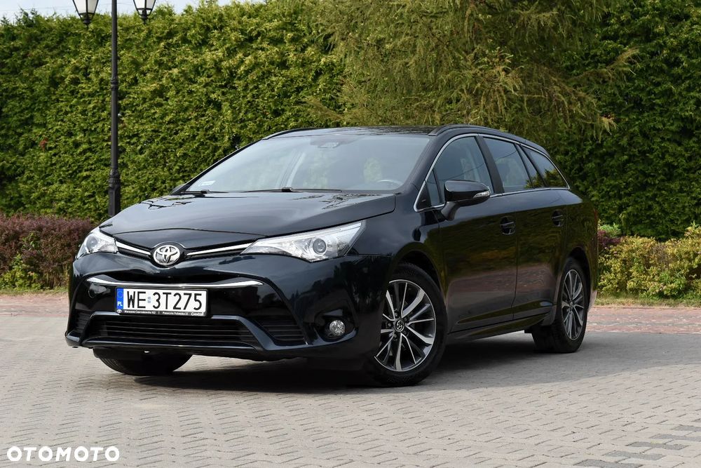 Toyota Avensis 2.0 D-4D Active Business - 3